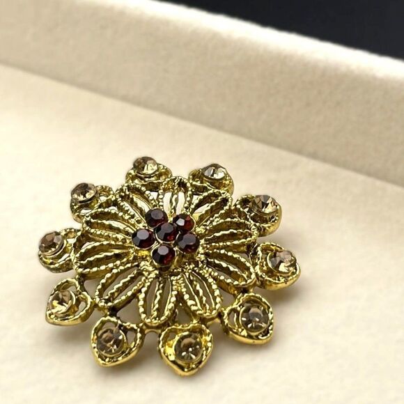 Yellow Gold with Champagne and Brown Topaz Crystal Ornate Flower Pin Back Brooch - Picture 5 of 7